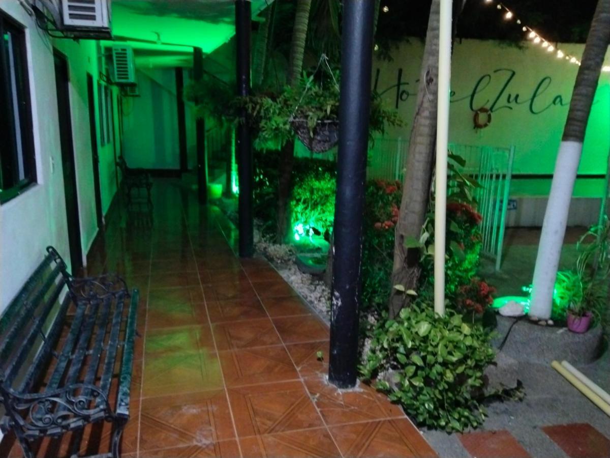 Hotel Zulan Tolu Exterior photo